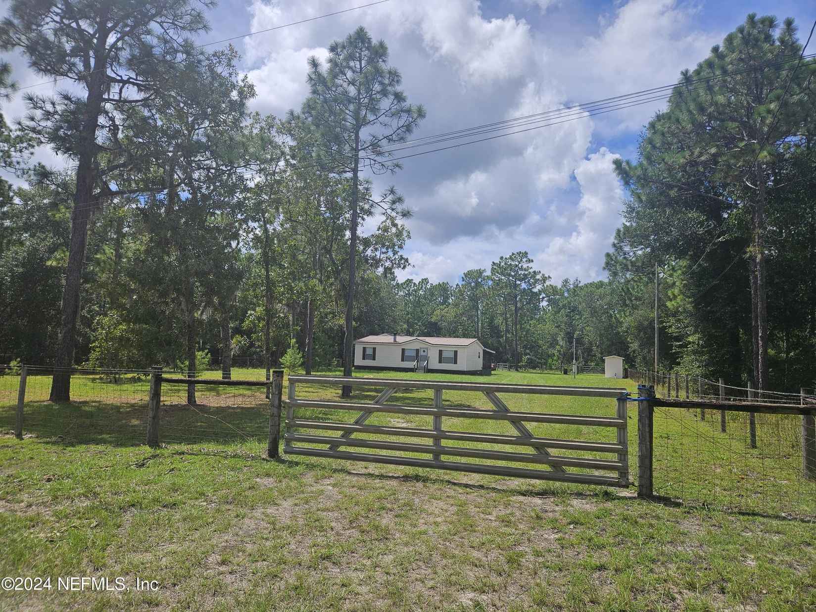 6752 SPRING Lk Rd  