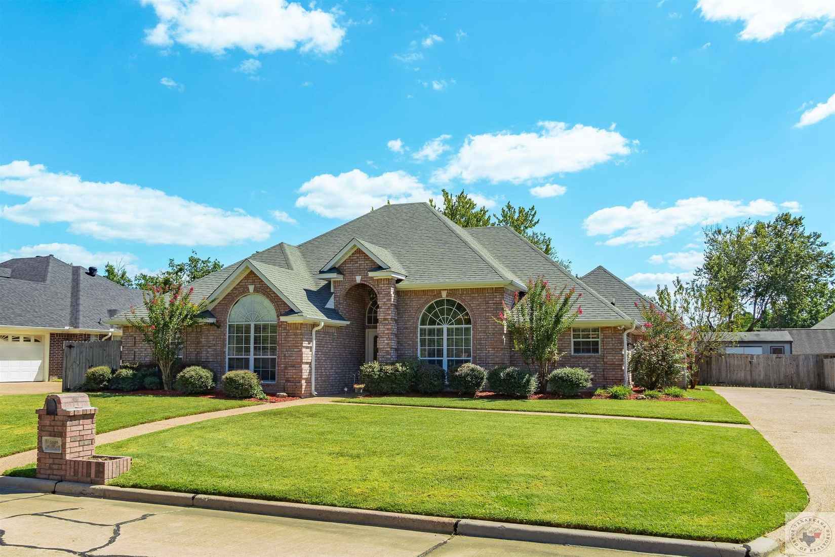 5805 Meadowland Dr  