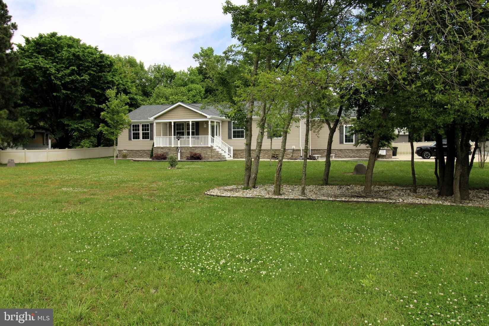 8225 WHITESVILLE Rd  