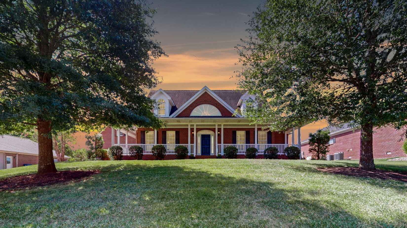 141 Colonial Way  