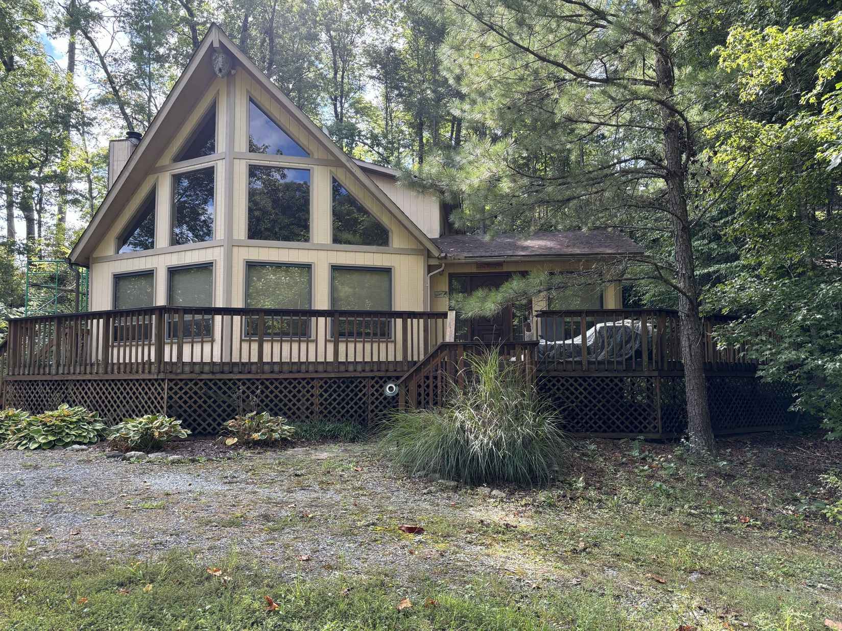 409 Jefferson Rd  