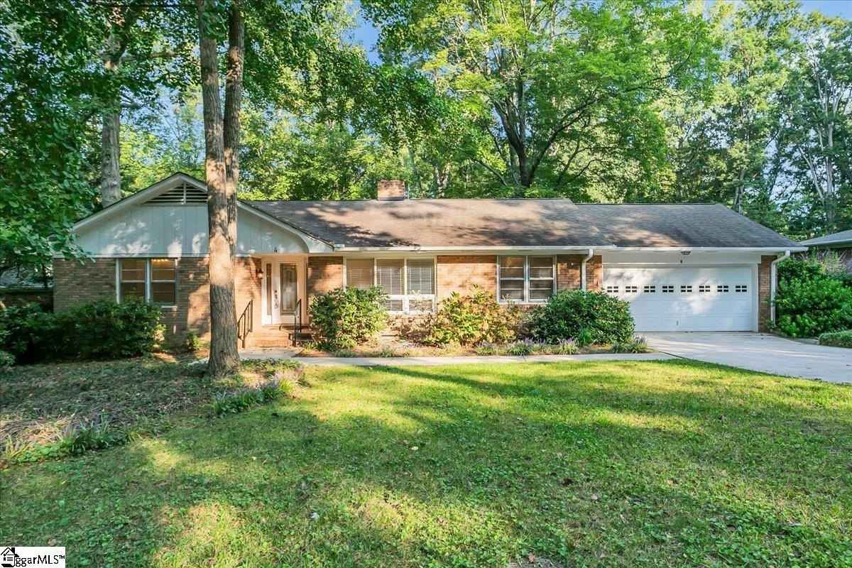 4 Rosebrier Ln  