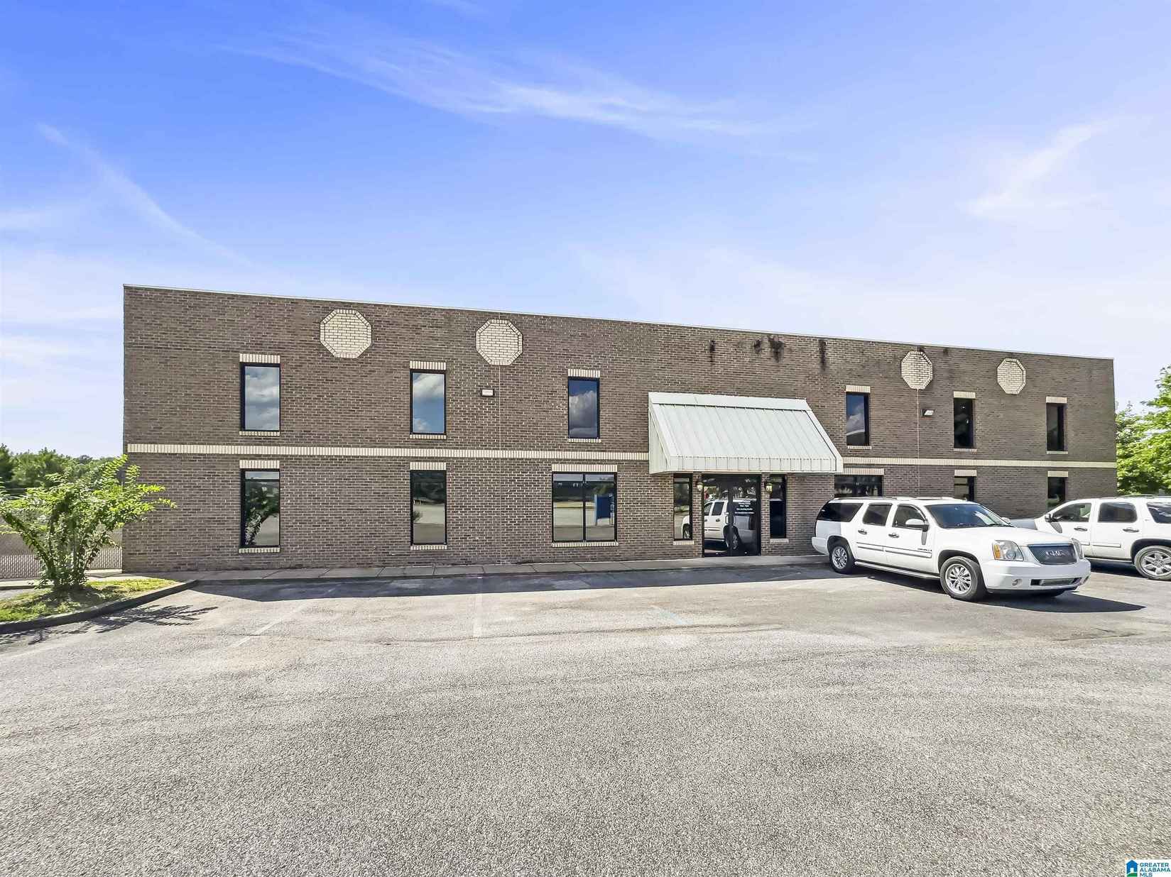 105 CORPORATE WOODS Cir  