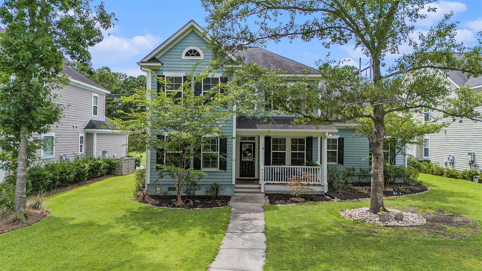 414 Hamlet Cir  