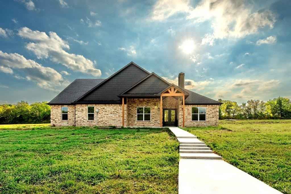 1054 Waters Edge Dr  