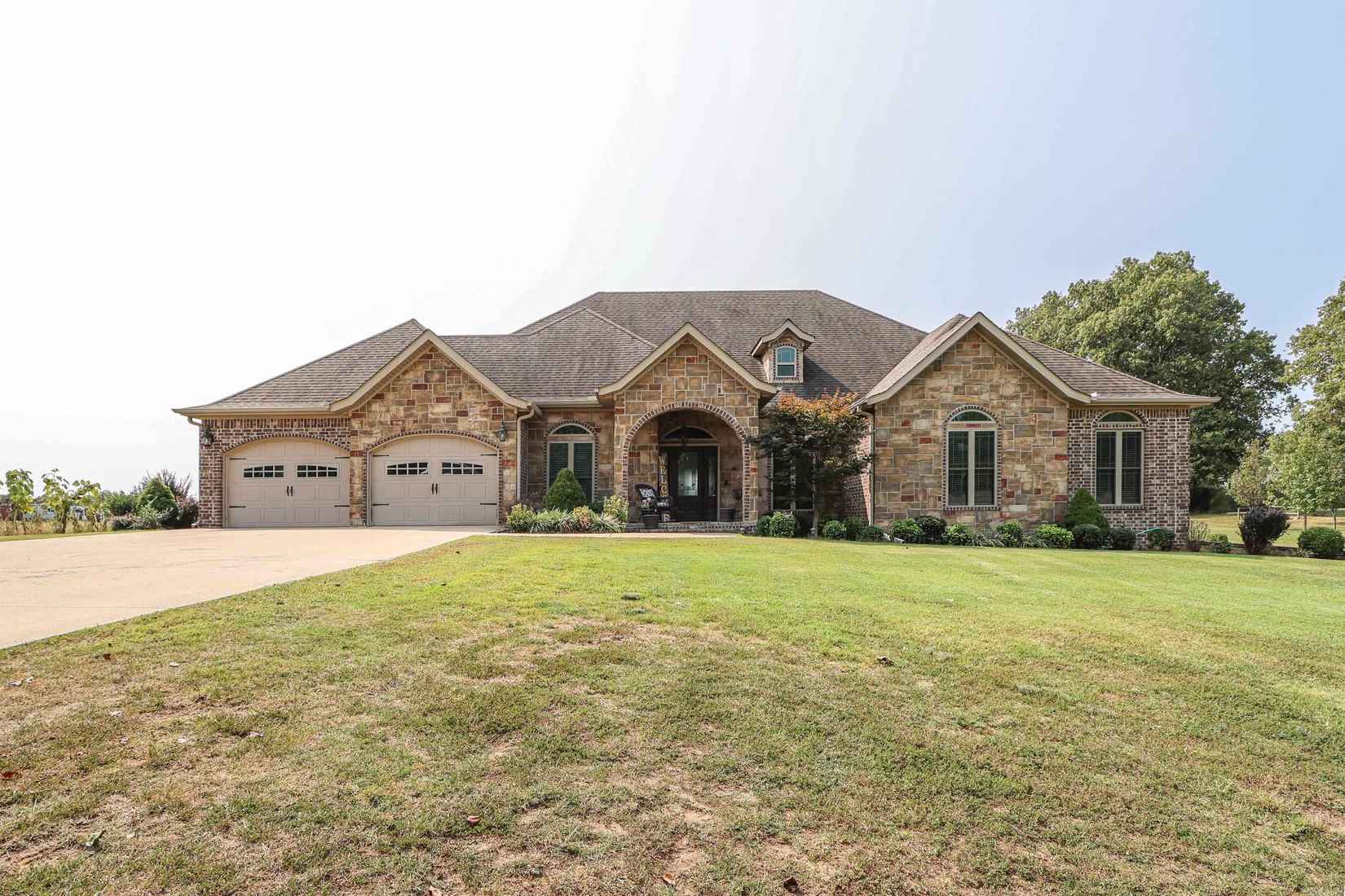 1506 Fairview Rd  
