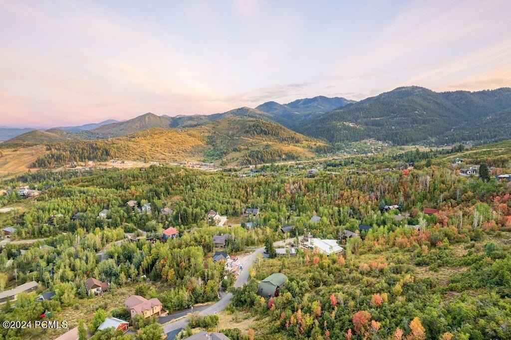 8763 Northcove Dr  