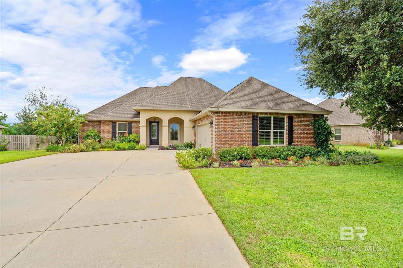 423 Breckin Dr  