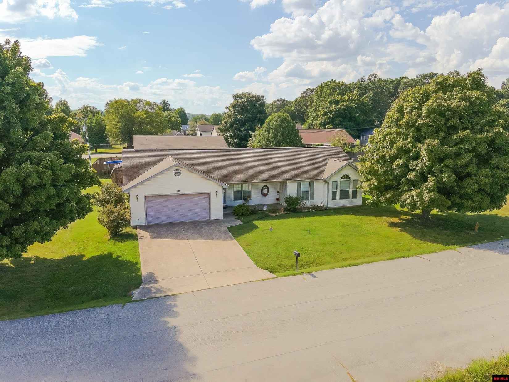 2507 McFARLAND Ln  