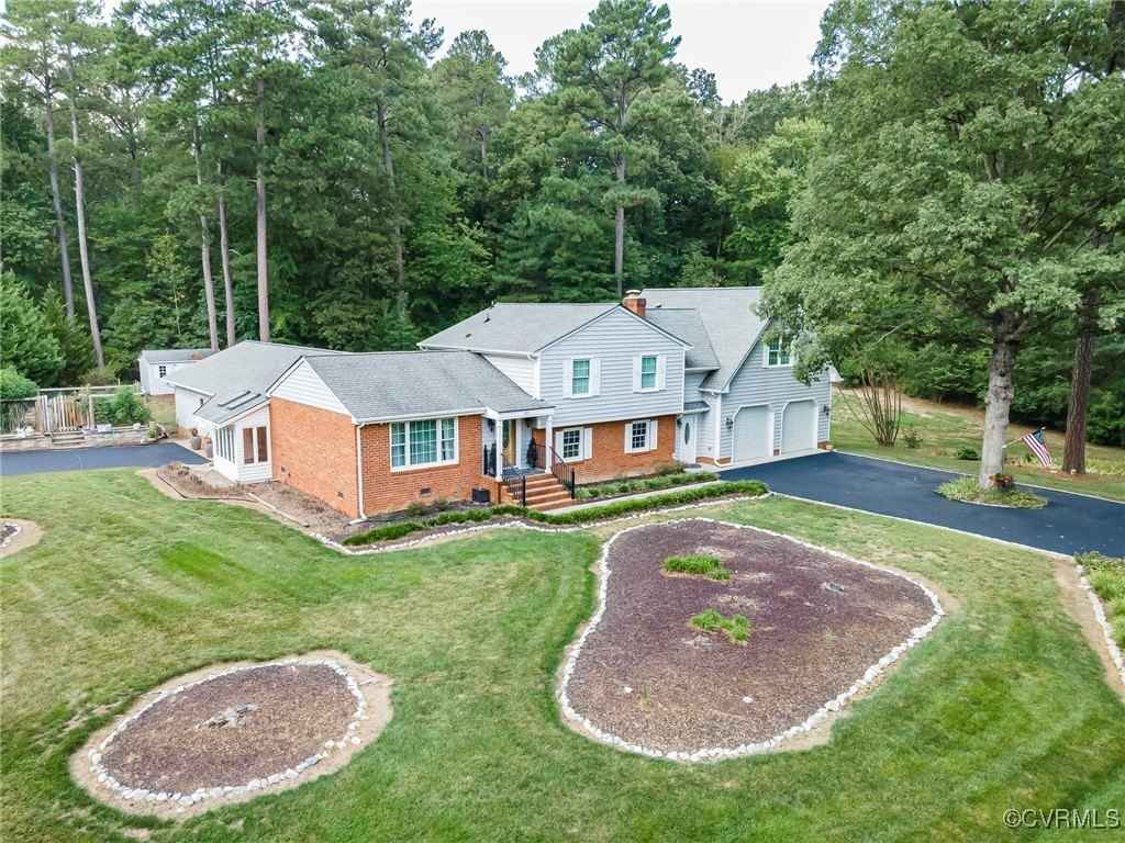 408 Briarwood Cir  