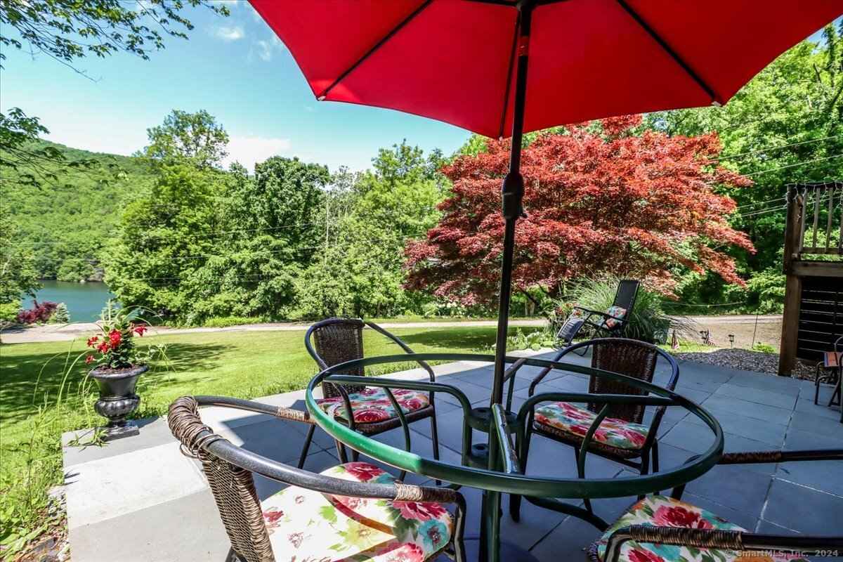 3 Oriole Dr  