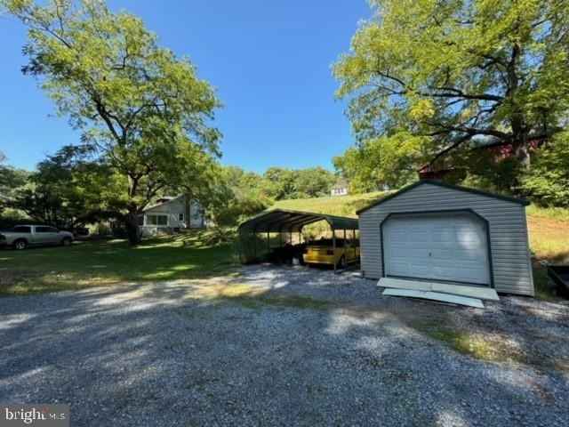 165 GREEN POINT SCHOOL Rd  