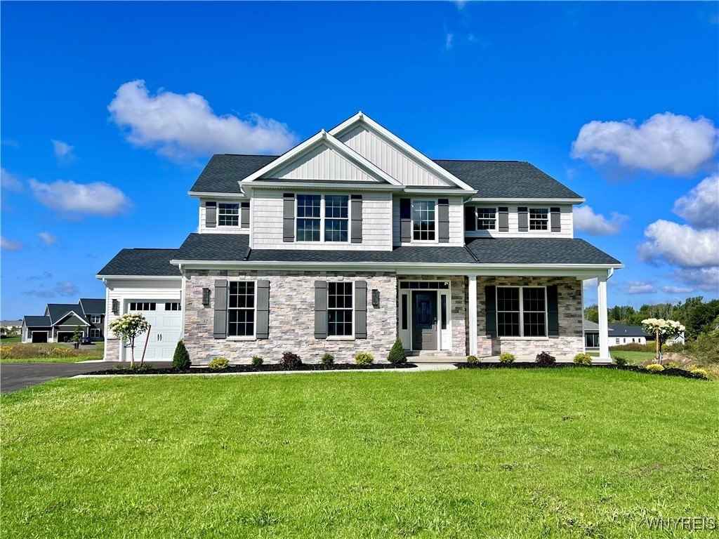 32 FURLONG DR  
