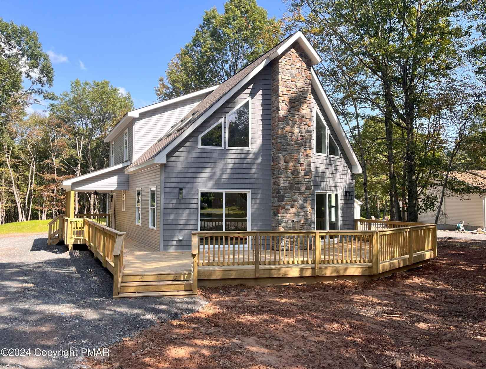 23 Caedman Dr  