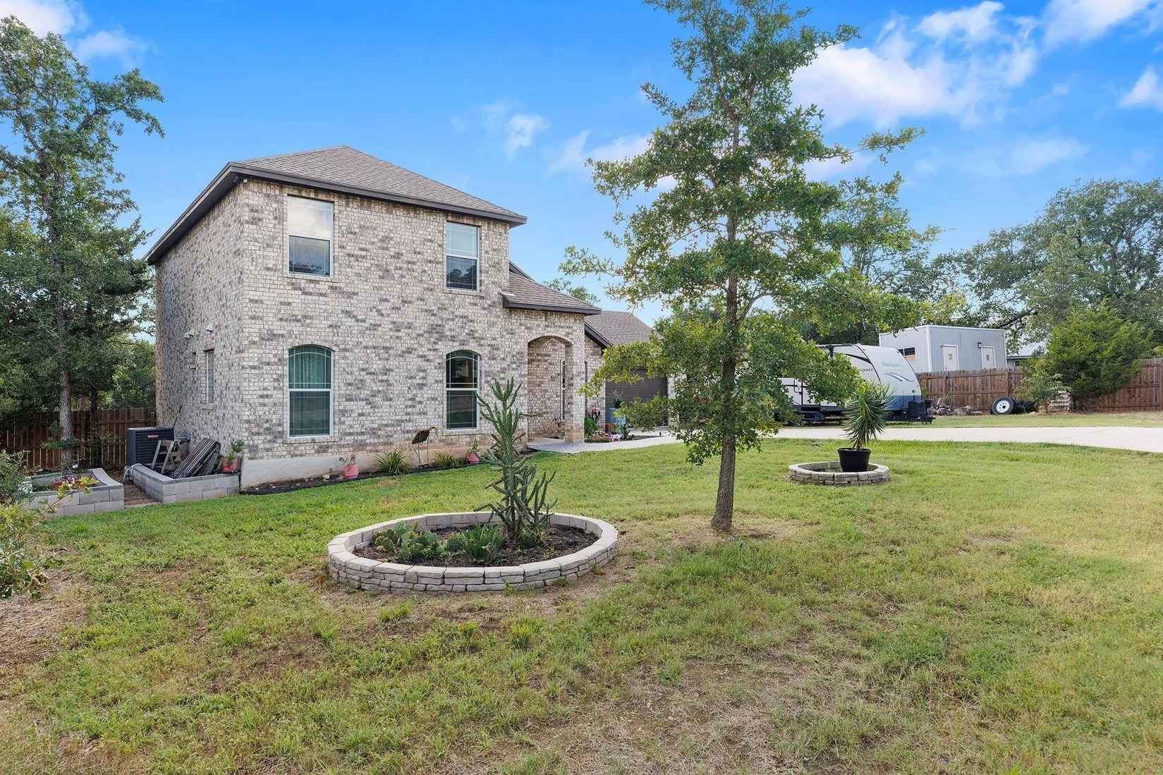 139 Fleetway Dr  