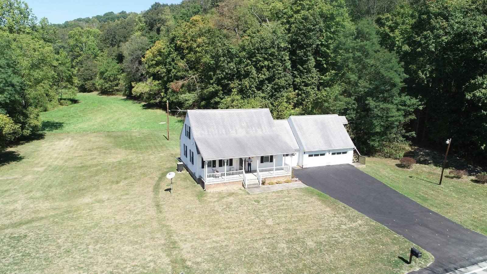 524 Browns Crk Rd  