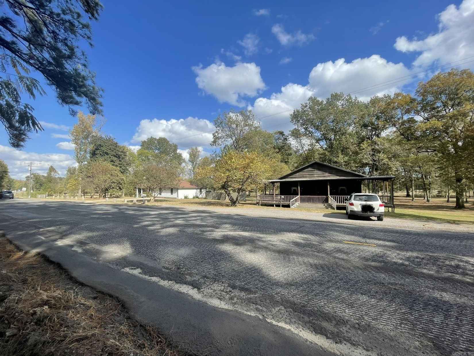 1307 Hwy 229  