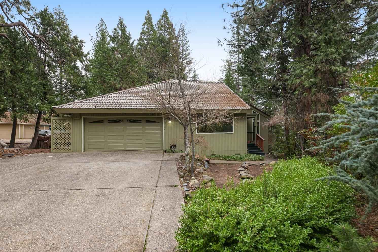 34 Hilltop Ct  