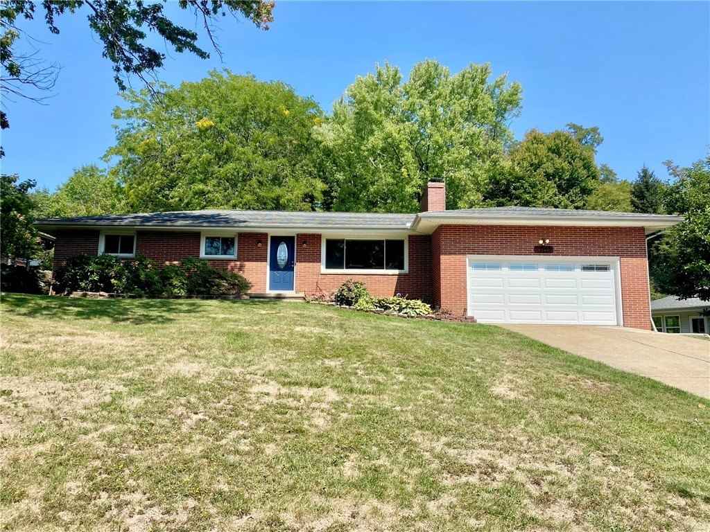 152 Margaret Dr  
