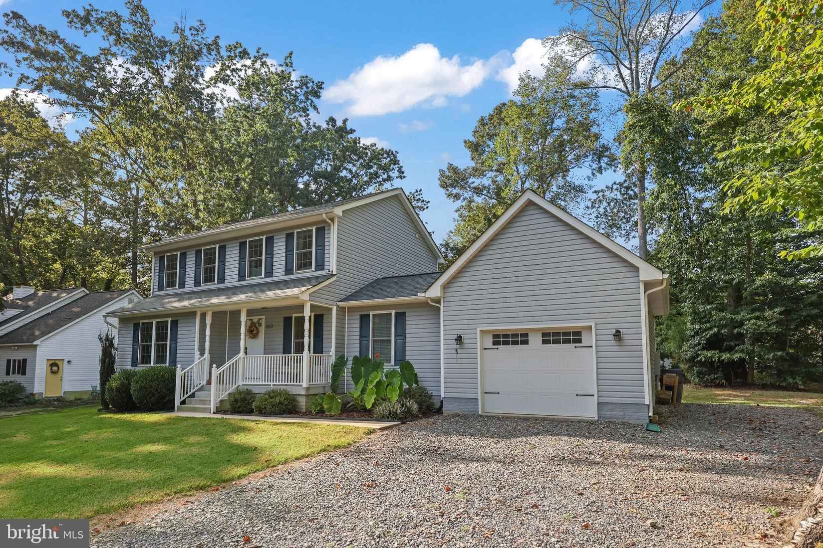 203 HAMILTON Dr  