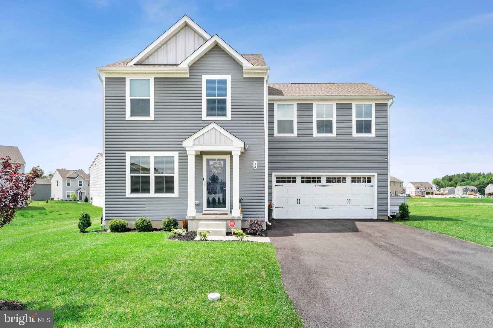 62 FELDSPAR Rd  