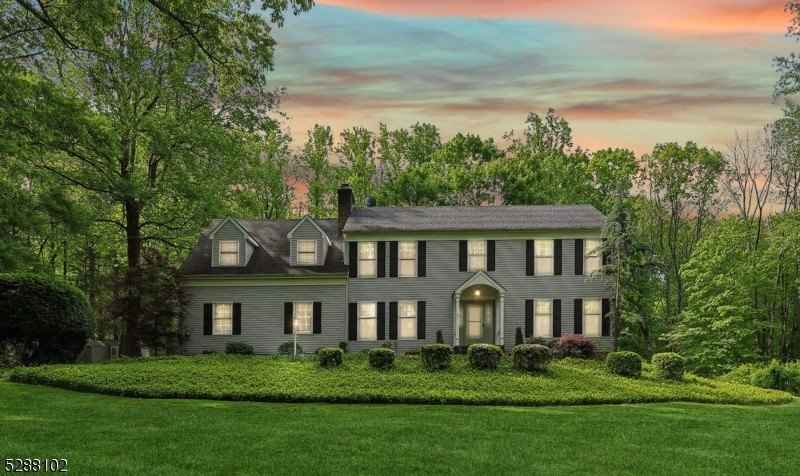 122 Foothill Rd  
