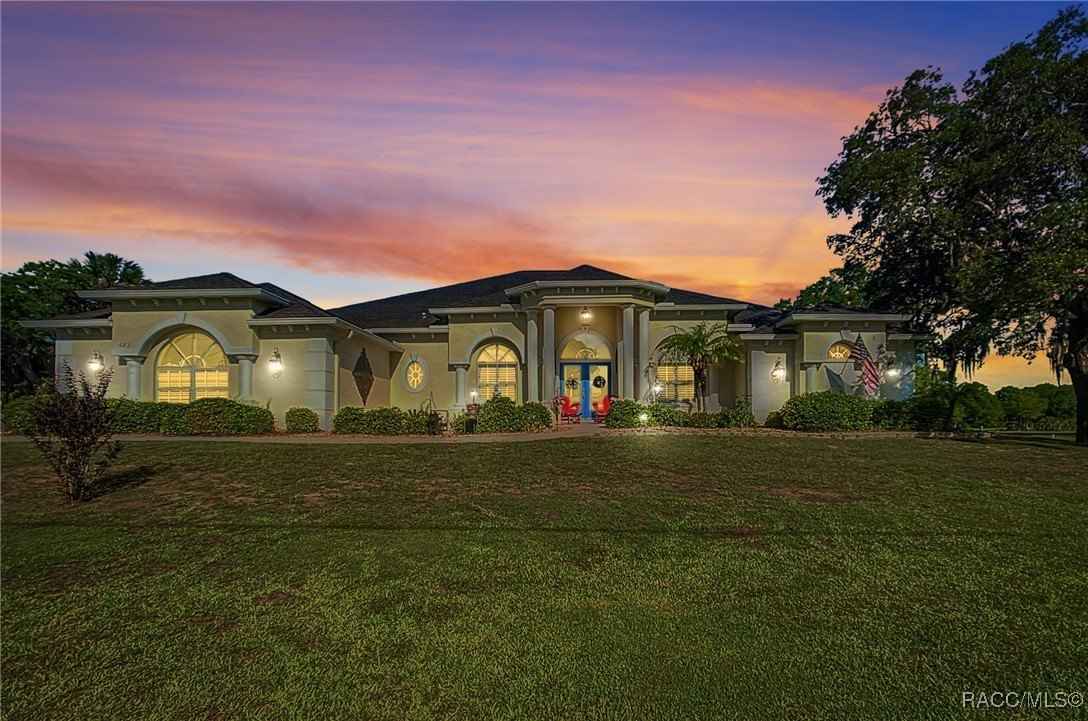 682 N Afterglow Cir  