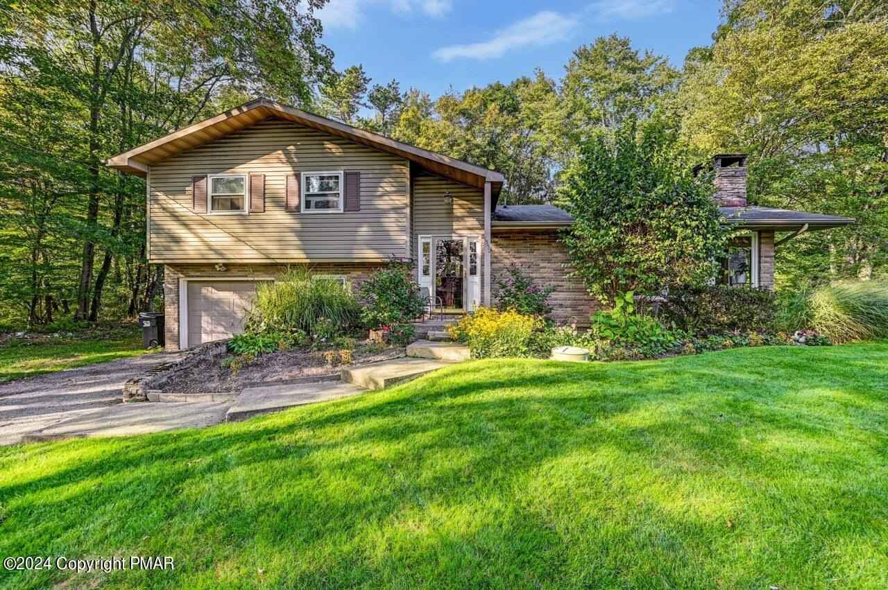 1550 Lakeview Penn Lk Dr  