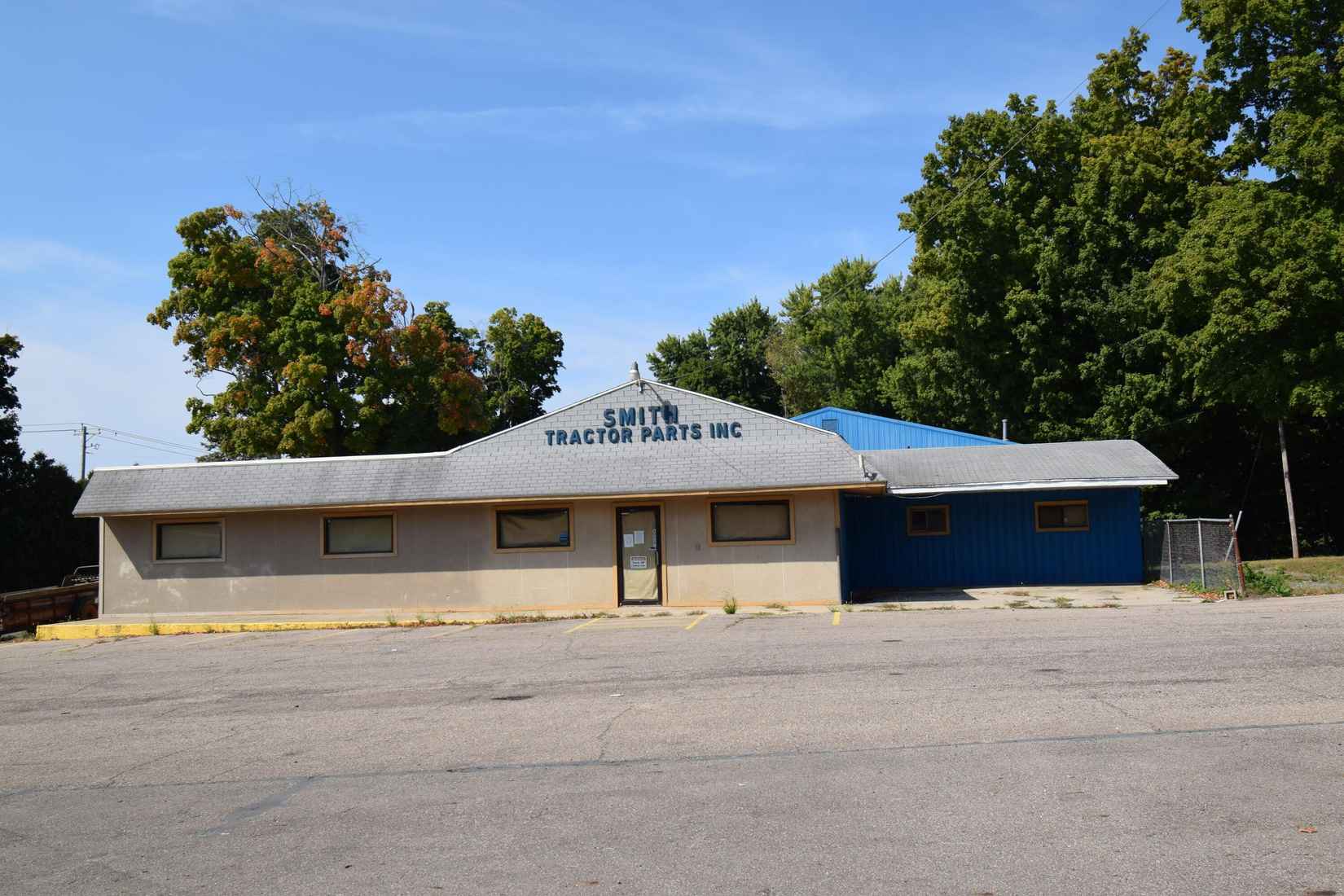 69760 Red Arrow Hwy  