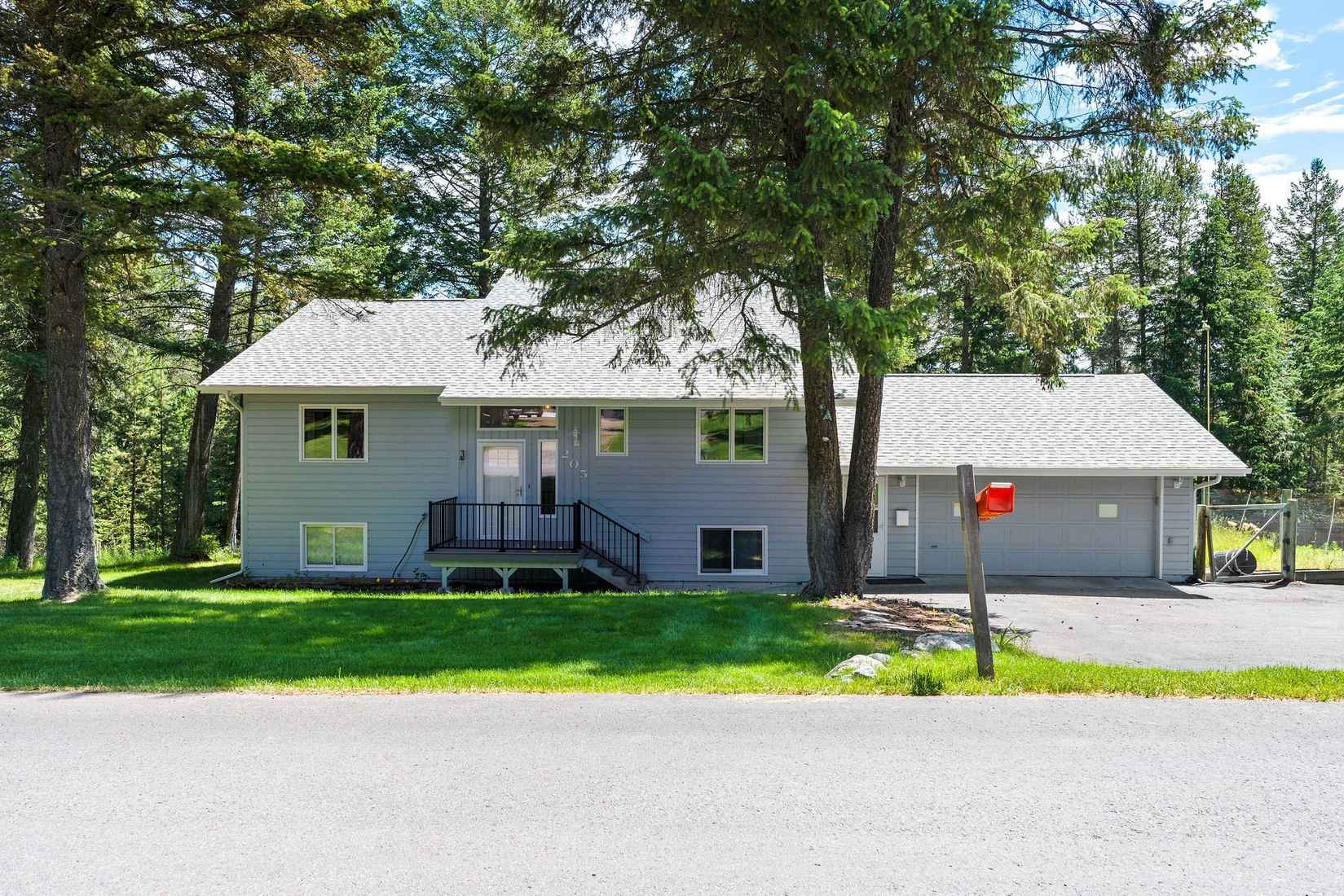 205 Whitetail Ln  