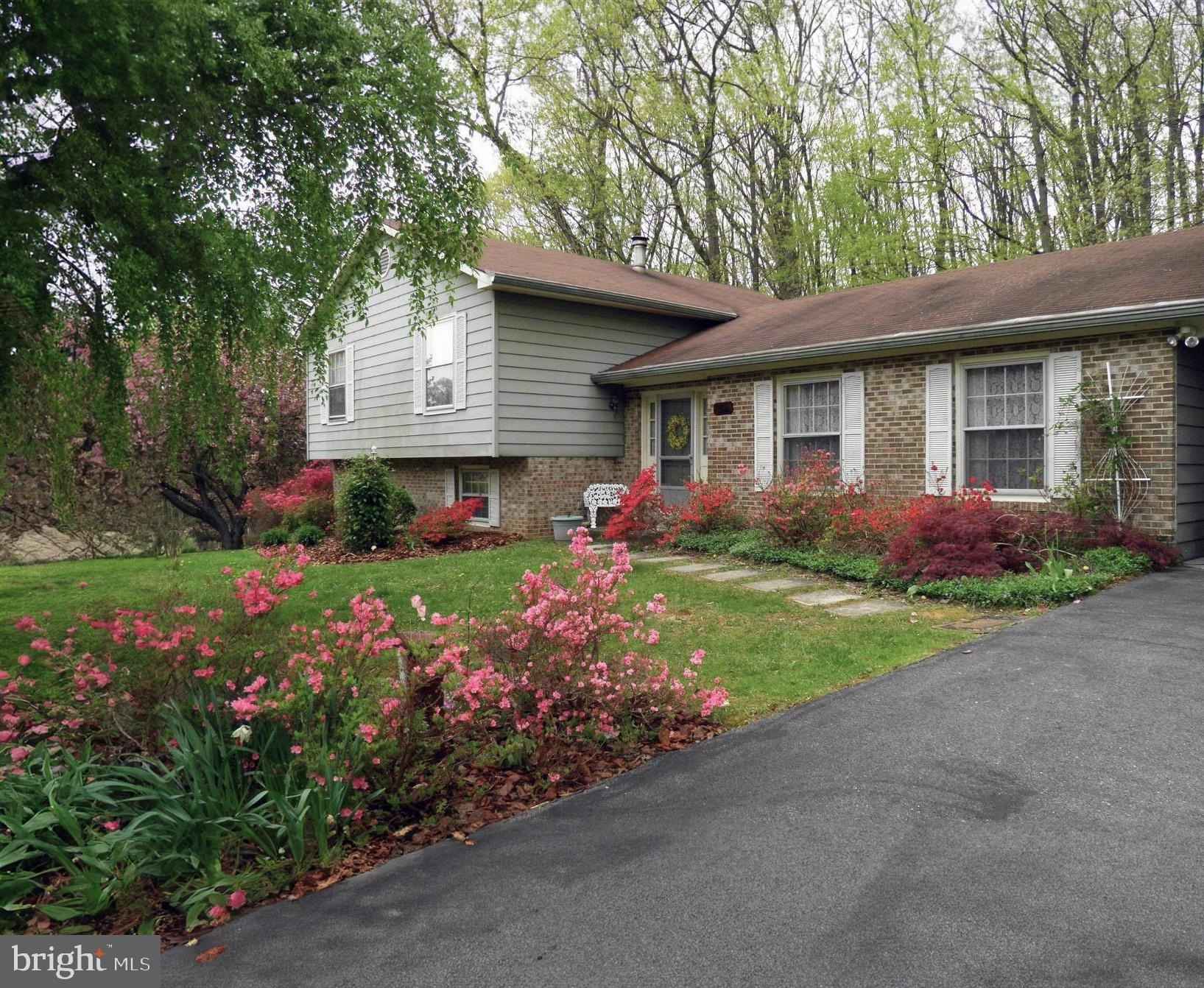8614 BURNT HICKORY Cir  