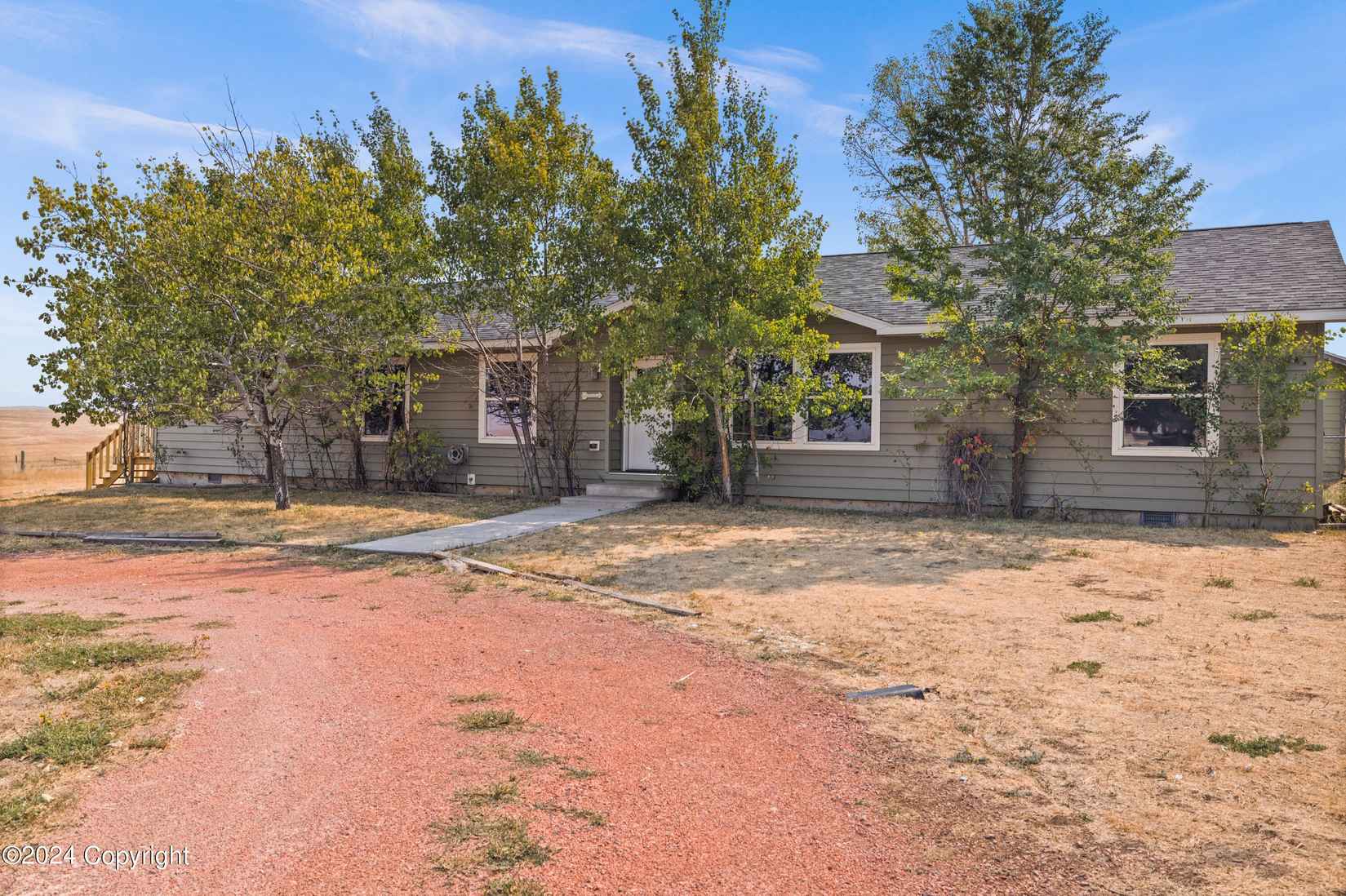 3 Arrow Blvd -  