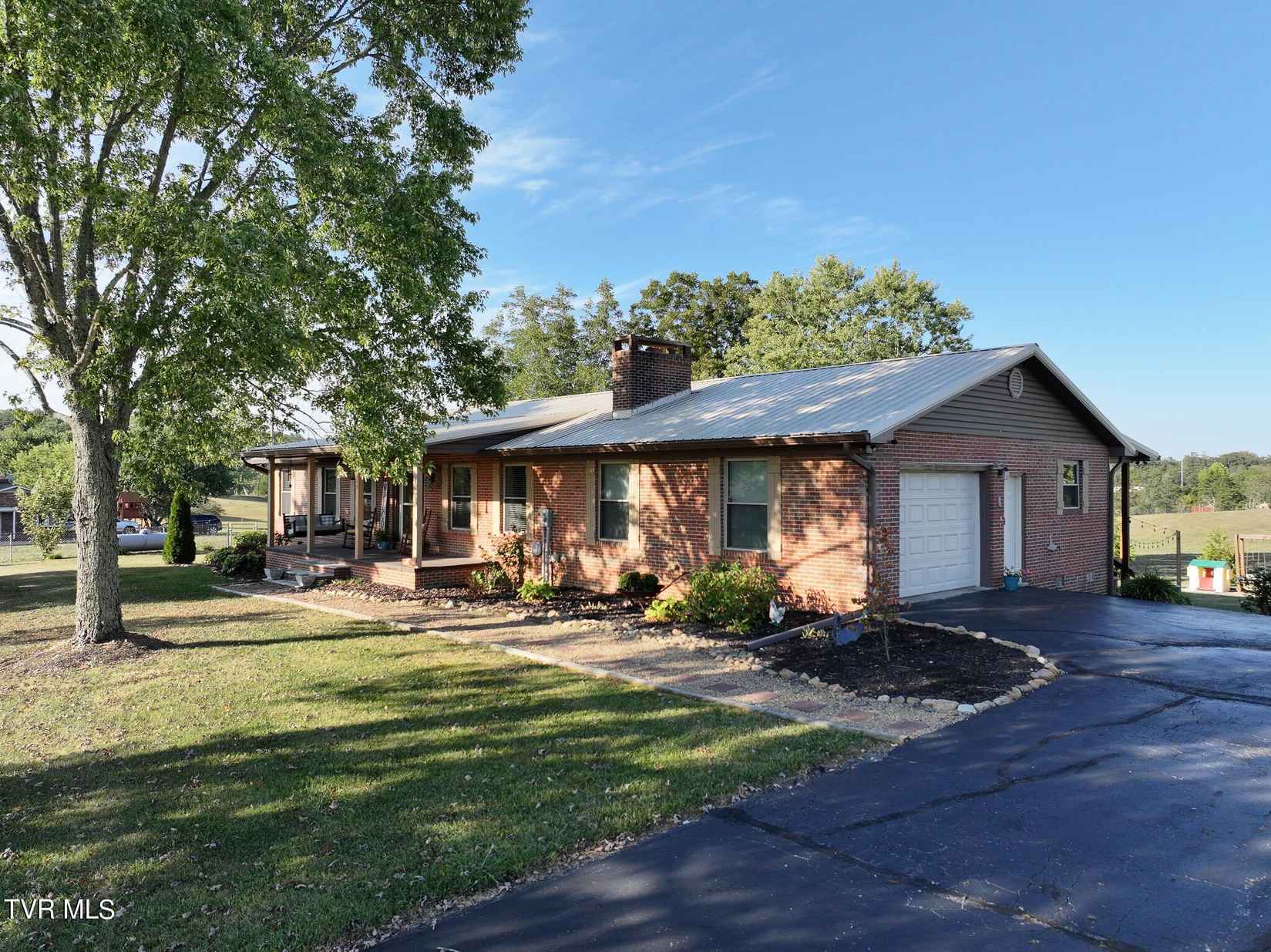 315 Emerald Rd  