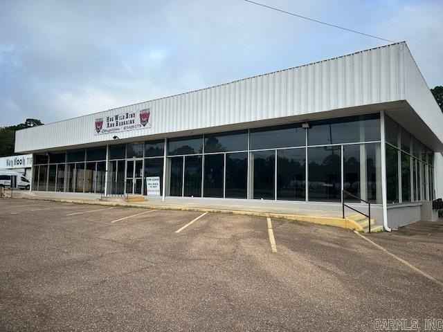 2886 NW Northwest Ave  