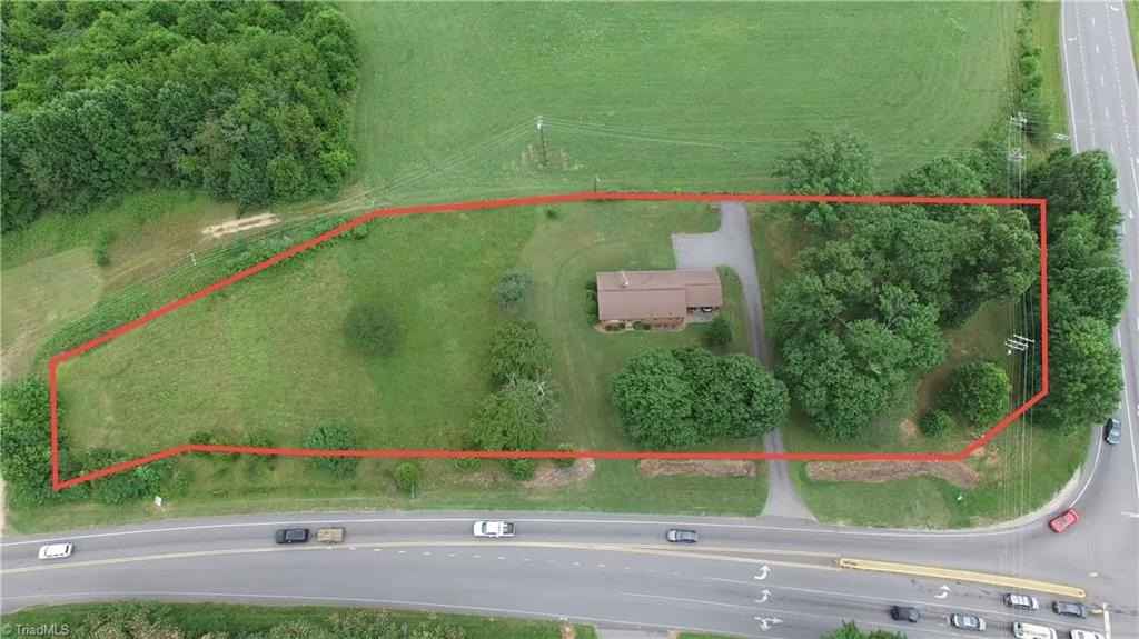 142 N NC Hwy 16  