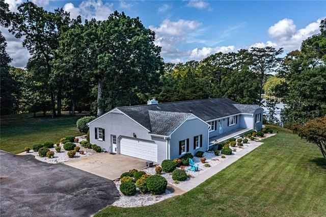 645 Blue Barn Rd  