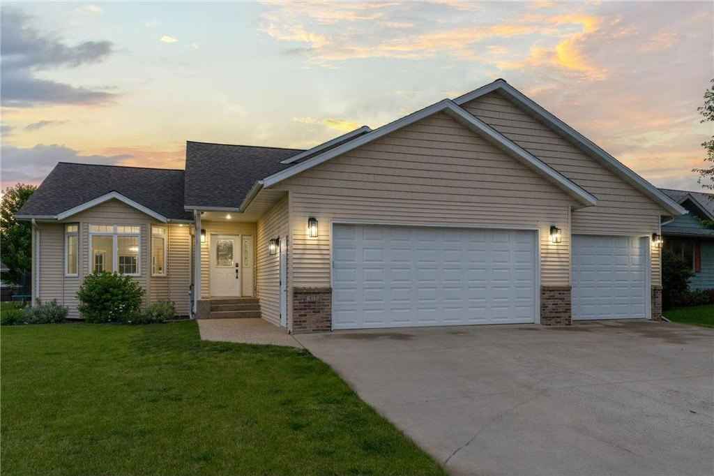 437 Thomas Dr  