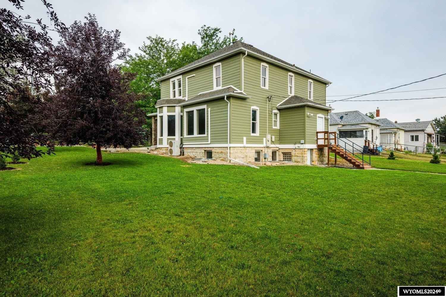 293 S Main St  