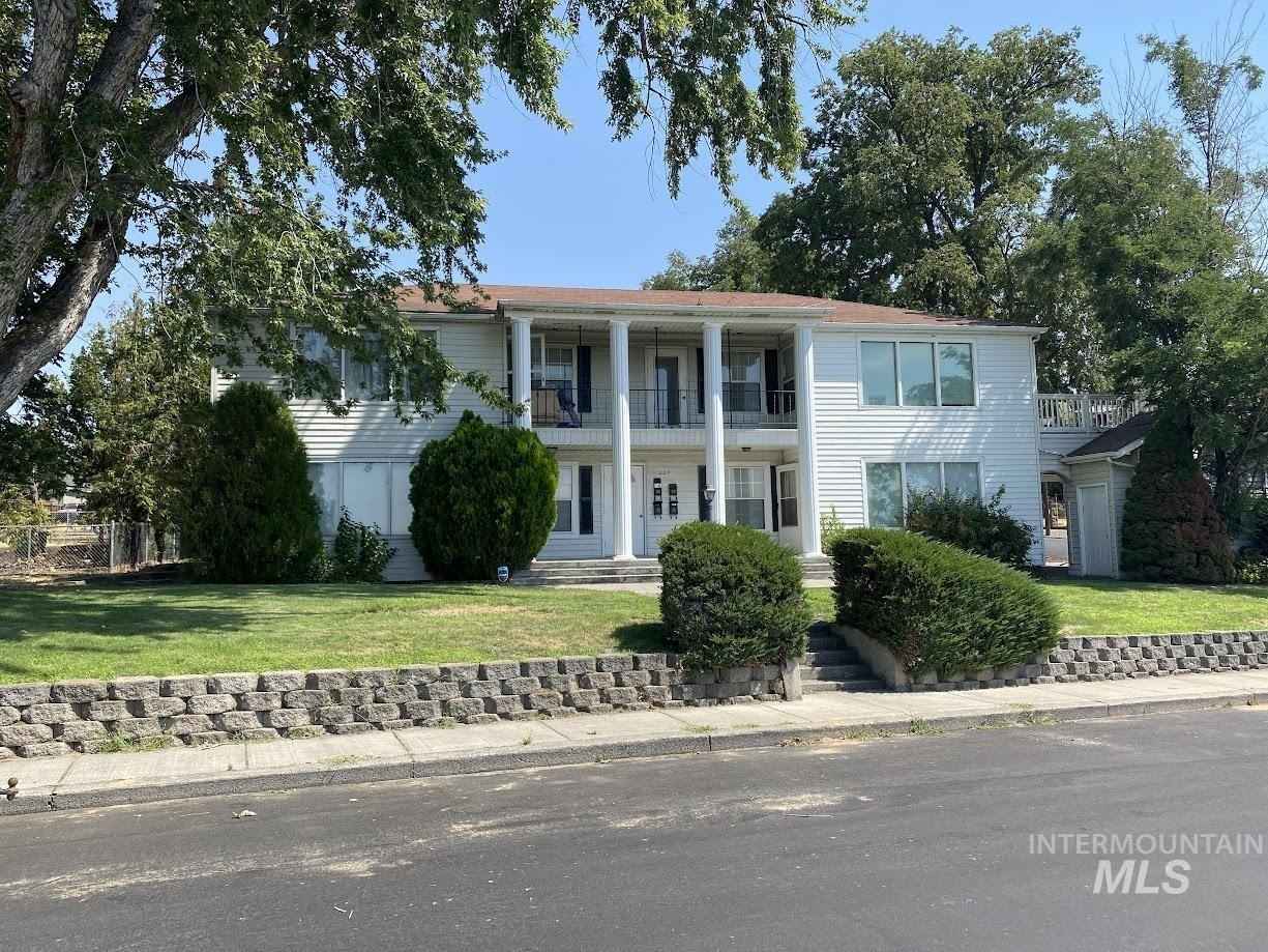 227 Prospect Ave  