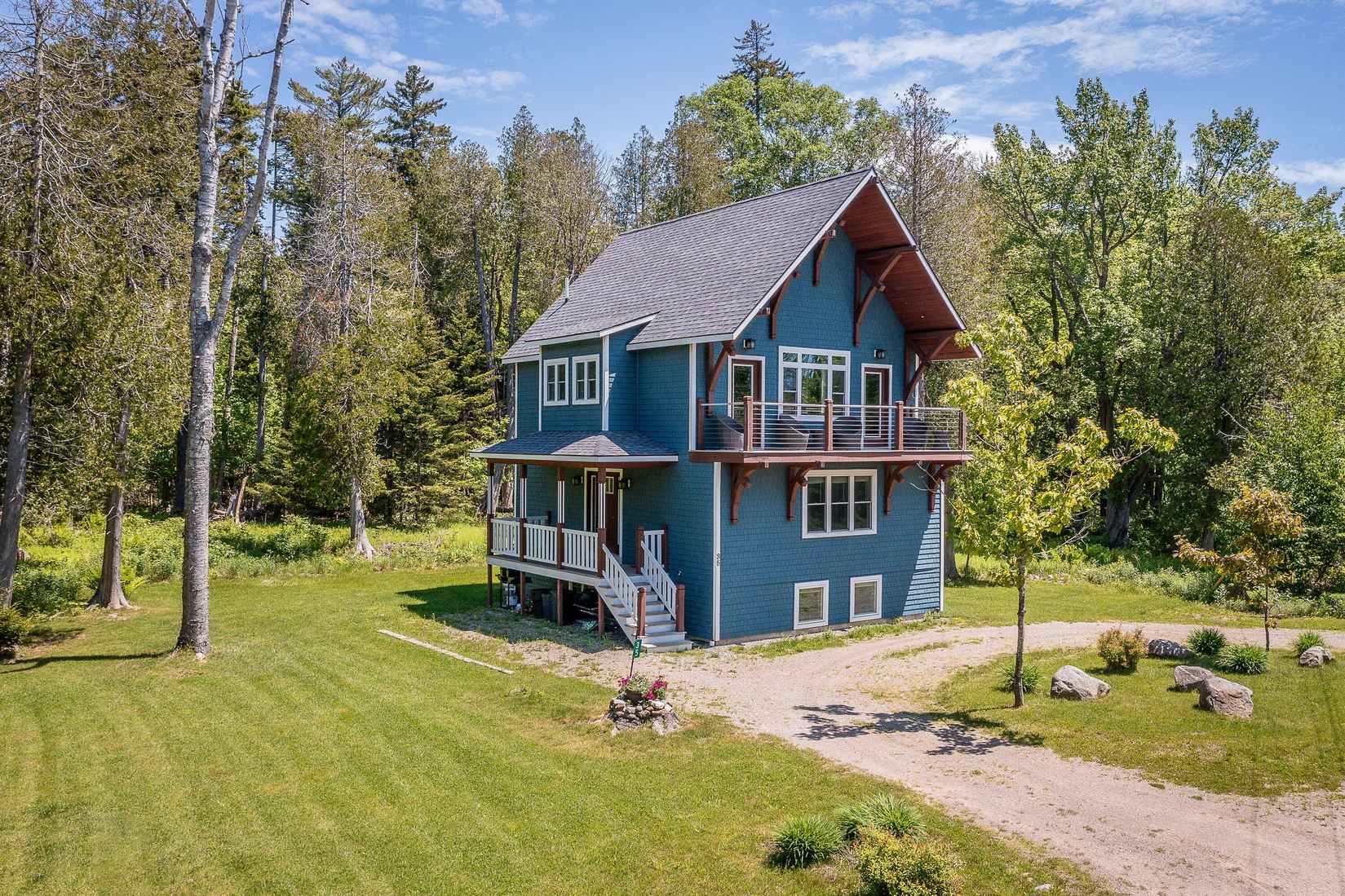 35 Soaring Eagle Pt Rd  
