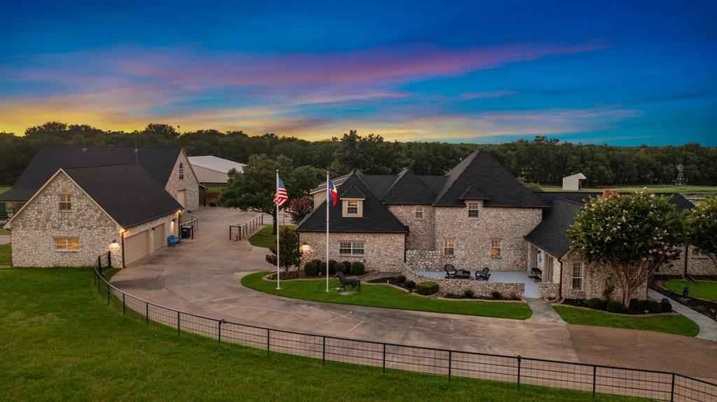 446 English Rd  