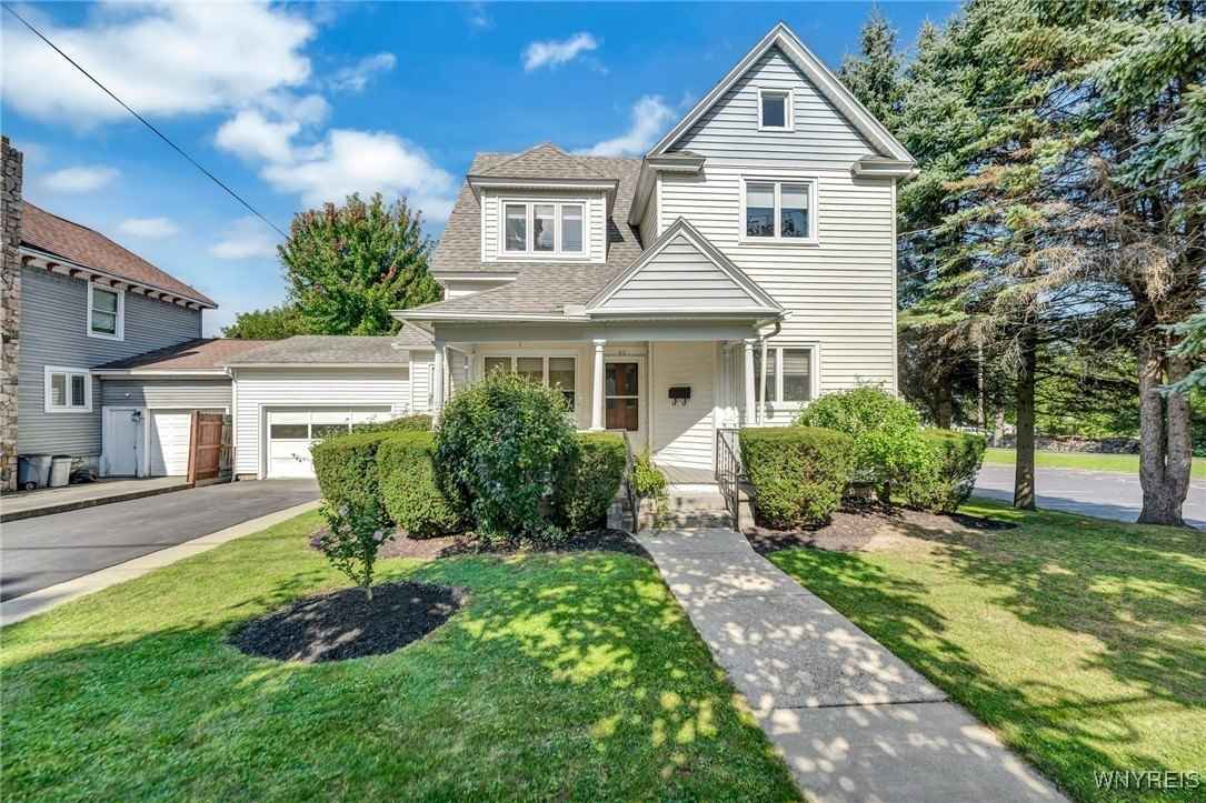 42 Bloomingdale Ave  