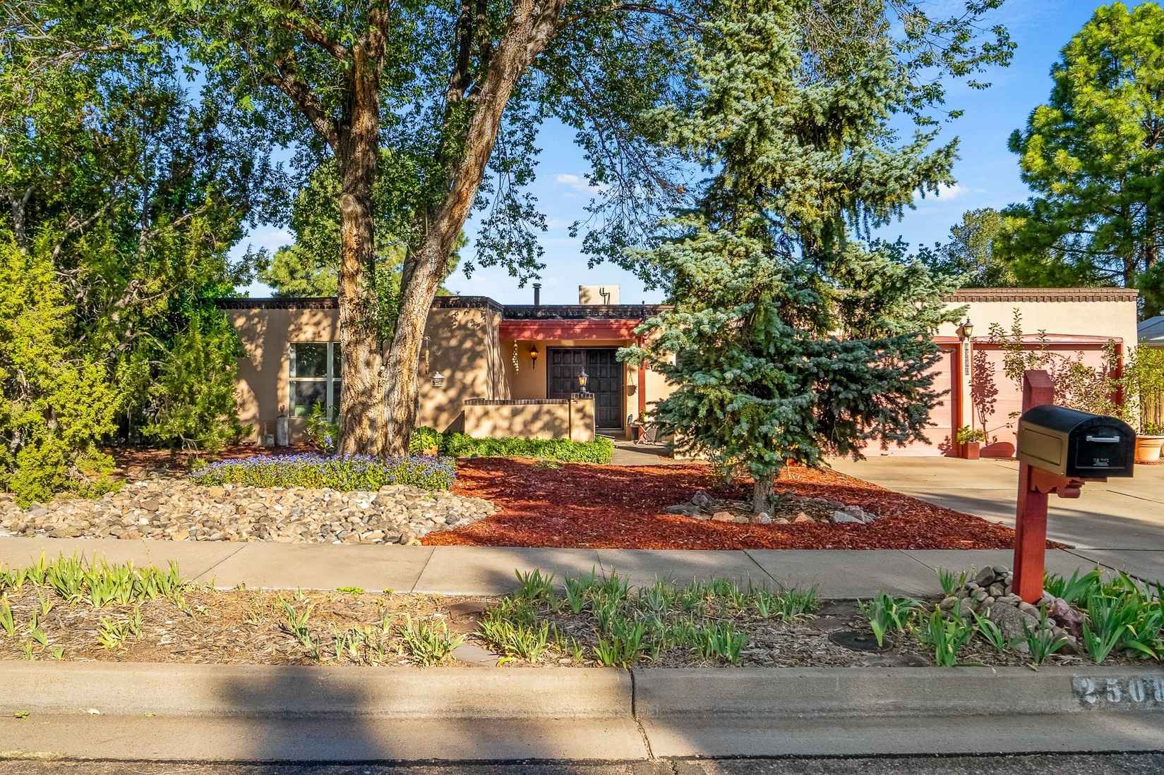 2508 Camino Alfredo  