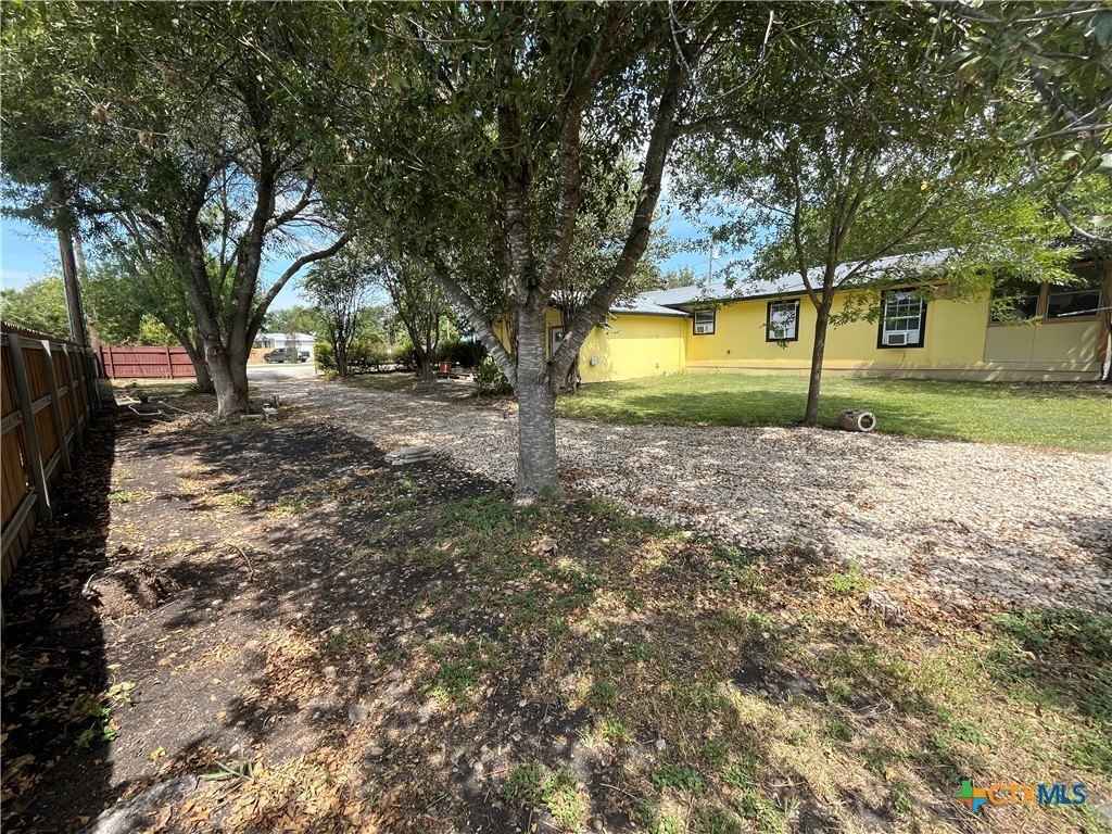 327 Deer Crk Dr  