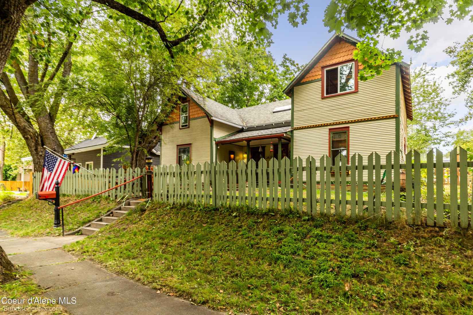 515 W Smt AVE  