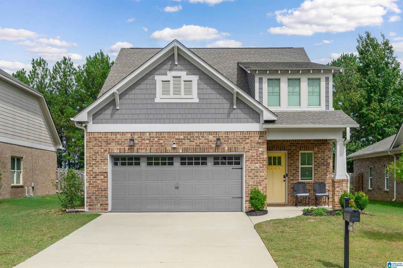 1405 Woodridge Pl  