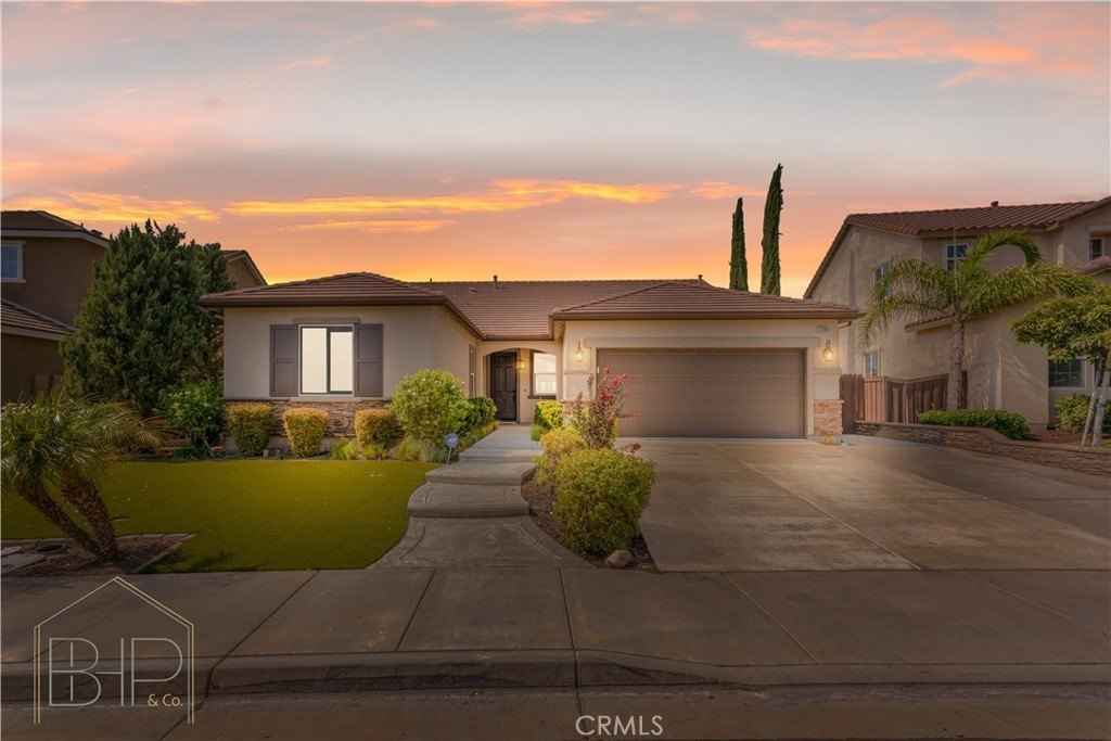 33866 Galleron St  