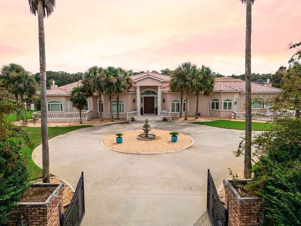 4600 Lacosta Dr  