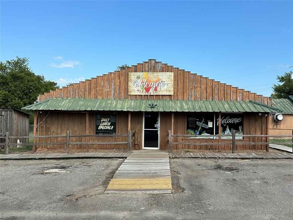 1502 W Main St  