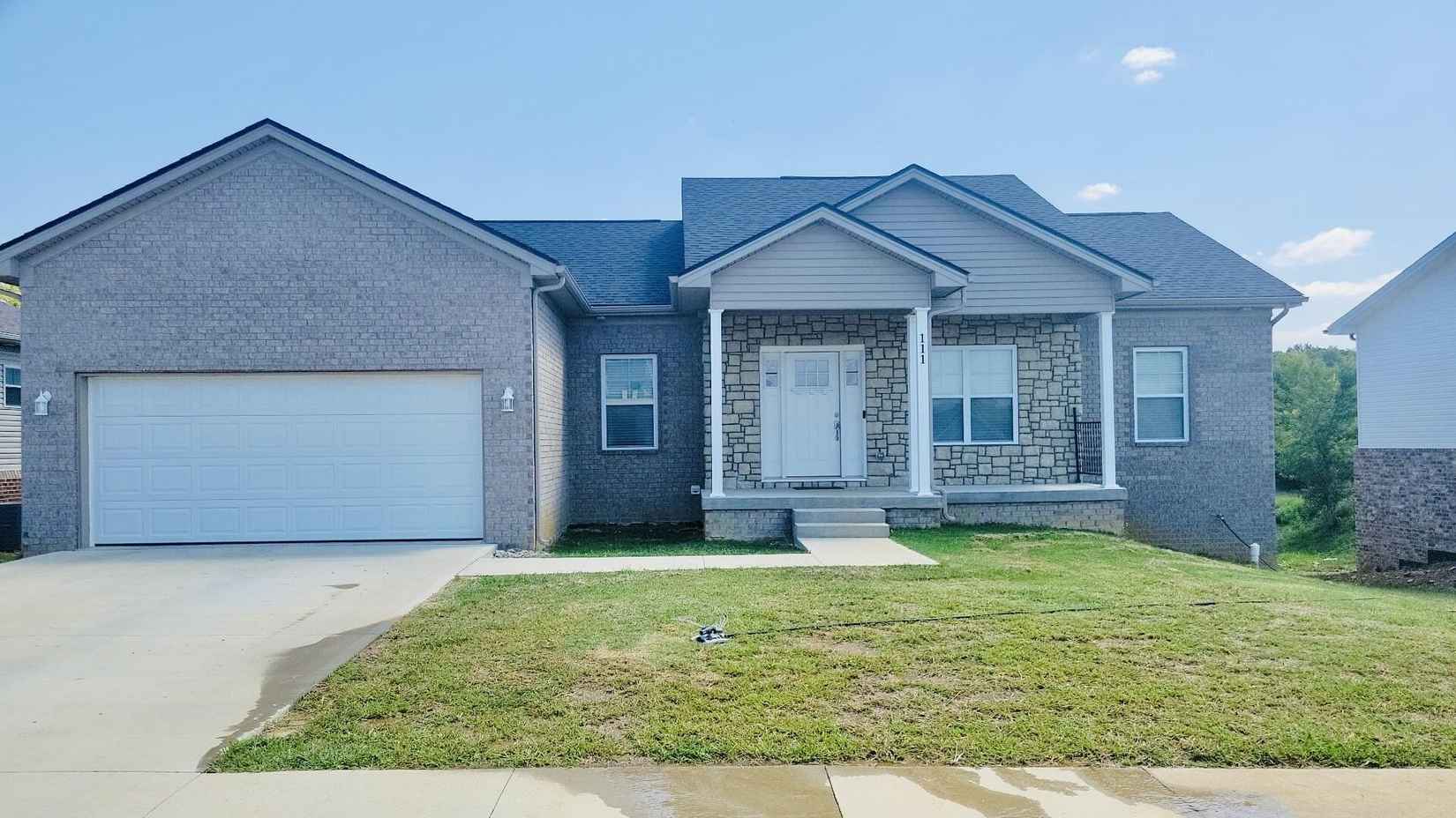 111 ANTLER Rdg Dr  